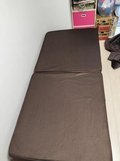 【ほぼ未使用】折り畳み式ベッド