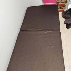 【ほぼ未使用】折り畳み式ベッド
