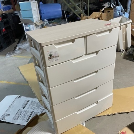 未使用品　アイリスオーヤマ チェスト 5段 日本製 幅72×奥行40.5×高さ96.5cm ホワイト 白 完成品 プラスチック MU-7242