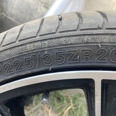 夏タイヤ　ホーイルセット　20インチ