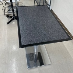 オーダーメイドテーブル2個