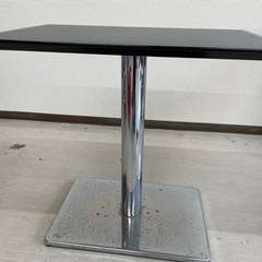 オーダーメイドテーブル2個