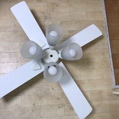 ファン付き照明　5000円×2点