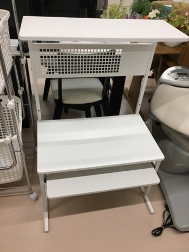 美原店 ニトリ 昇降デスク マーフィー2 120 パソコンデスク