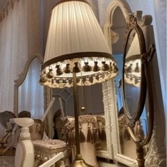 ロココ調テーブルランプ