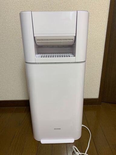 [ 美品 ] アイリスオーヤマ 除湿機 サーキュレーター 衣類乾燥 強力除湿 除湿器 スピード乾燥 除湿量 5L 湿度センサー 静音設計 デシカント方式 IJD-I50-WH