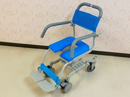 介護 シャワーキャリー ウチエのシャワー車椅子 シャワーラク4輪自在