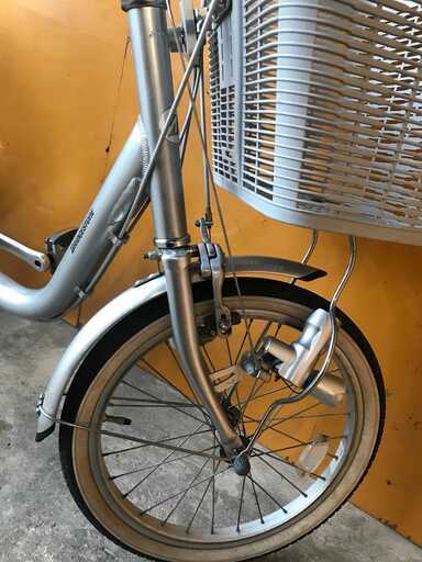 福岡)福岡市東区より BURIDGESTON ブリヂストンワゴン 三輪車 BW13 福岡)福岡市東区より BURIDGESTON ブリヂストンワゴン 三輪車 BW13