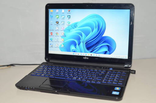 最新Windows11+office 爆速新品SSD512GB 富士通 LIFEBOOK AH56/G i7-2670QM/8GB/15.6インチ/ブルーレイ/USB3.0/Webカメラ/便利なソフト