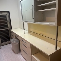 食器棚　大川家具GLAYすで購入しました。