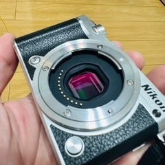 自撮り&Wi-Fi&4K✨新品✨Nikon1 J5 パワーズームキット♡ニコン