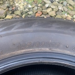 195/65R15 スタッドレスタイヤ4本　VRX2！