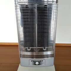 コロナ遠赤外線電気ストーブ　型式ＤＨ－１２１４Ｒ　 【取りに来て...