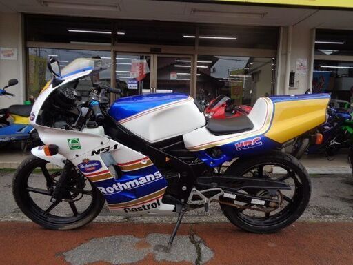 NO.4512　ＮＳ－１　後期　水冷２サイクルエンジン　６速ギヤ　７．２馬力　デュアルライト　後期モデル　ロスマンズカラー　☆彡 NO.4512 NS－1 後期 水冷2サイクルエンジン 6速ギヤ 7．2馬力