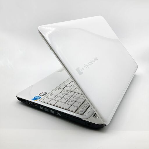 no43 極美品 格安 TOSHIBA SSD搭載 ノートパソコン TOSHIBA 極美品 艶