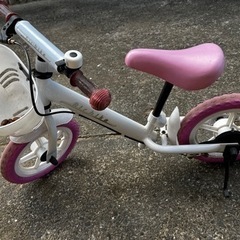 Air bike ピンク 足けり