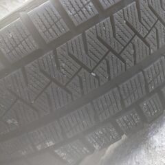 早めに準備！！！　今年の冬は寒い　セレナで使用！！　スタッドレス　195/60R16