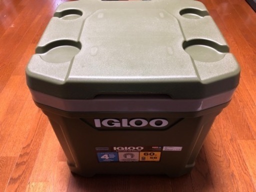 受付終了　未使用　IGLOOクーラーボックス 56Lハンドル・キャスター付き