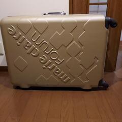 スーツケース(77×55×29cm)