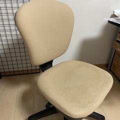 【予約有り】デスクチェア中古 椅子ベージュ事務椅子