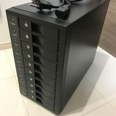 HDDストレージ裸族のスカイタワー10bay 