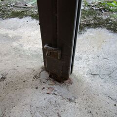 価格交渉OK 引き取りのみ 奈良県下市町◆手動 鍵なし 東洋シャッター W1440mm H2240mm 2枚セット◆上げ下ろしは滑らかです