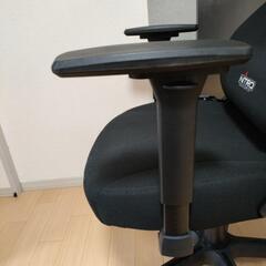 ゲーミングチェア Nitro Concepts E250