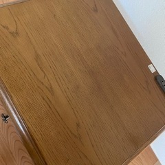 美品　カリモク　ドマーニ