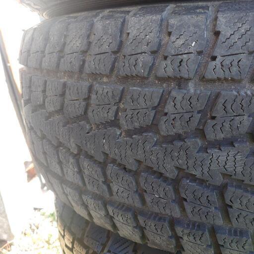 ランクル 冬タイヤ 275 70 16