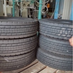 225.80R.17.5 タイヤのみ