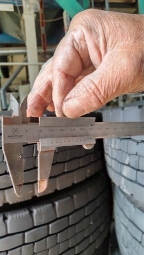 225.80R.17.5 小売業者 タイヤのみ 