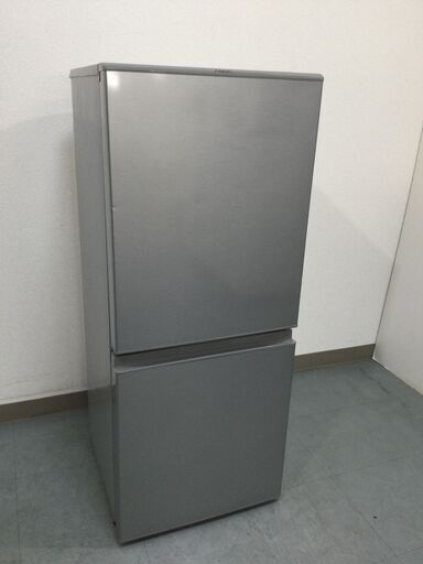 （11/12受渡済）JT5657【AQUA/アクア 2ドア冷蔵庫】美品 2018年製 AQR-13G-S 126L 家電 キッチン 冷蔵冷凍庫