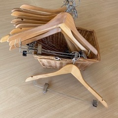 木製ハンガー　16本