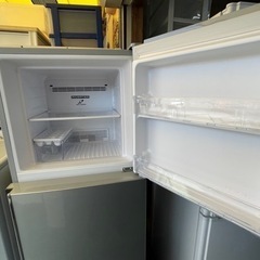 【リサイクルサービス八光　田上店　安心の3か月保証　配達・設置OK】日立 冷蔵庫 225L メタリックシルバー R-23HA S