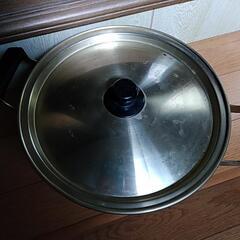 ✢0円✢ 大きな鍋　蓋付き　②