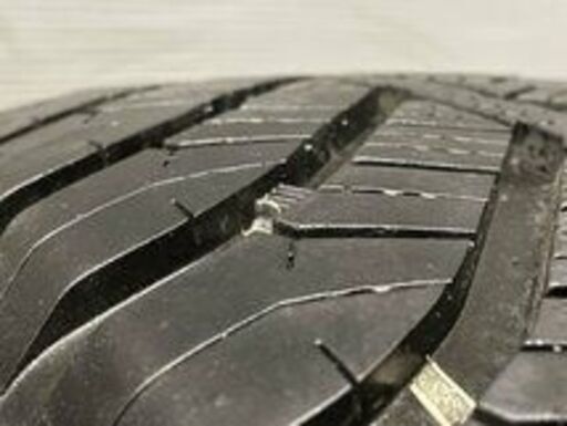 GOODYEAR Vector 4seasons 215/60R17 17インチ オールシーズンタイヤ 4本 2020年製 バリ溝 アルファード C-HR等　(MTM184MS) クレジットカード QRコード決済可能 GOODYEAR Vector 4seasons 215/60R17 17インチ オールシーズンタイヤ 4