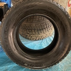 285/60/18 YOKOHAMA GEOLANDAR スタッドレスタイヤ