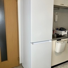 冷凍冷蔵庫　アイリスオーヤマ2ドア274L 右開き
