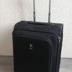 【ネット決済】4輪黒のスーツケース　キャリーケース(キャリーバッグ)