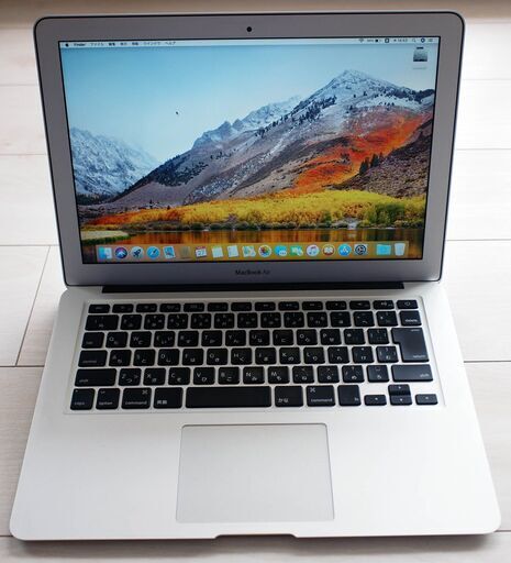 美品　MacBookAir 2011