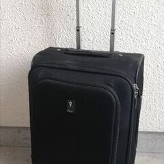 最終値下げ☆4輪の黒スーツケース　キャリーケース(キャリーバッグ)