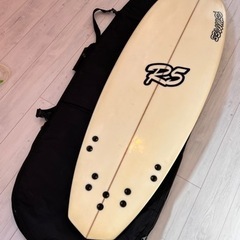 値下げしました】R5MOVES サーフボード ショート