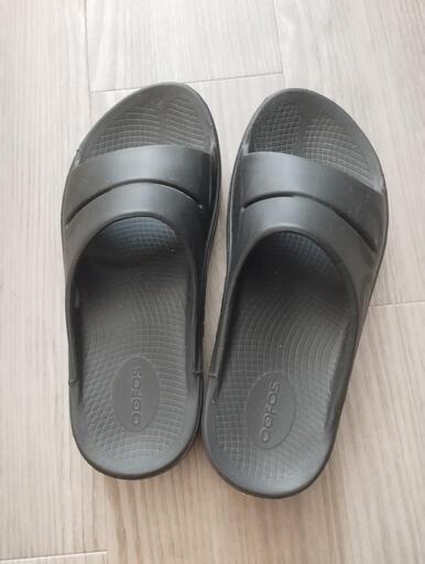 OOFOS ウーフォス　リカバリーシューズ　サンダル　美品