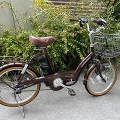 【美品】折りたたみ自転車　シマノ3段変速　20インチ シマノ製内装3段変速、折畳20インチ