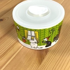 ムーミンの陶器製の保存容器【取引中】