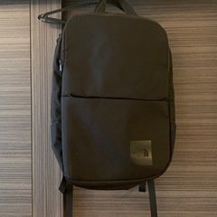 the north face shuttle daypackリュック黒