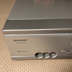 SHARP VHSビデオプレイヤー