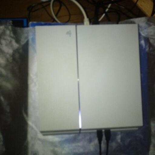 playstation4/CUH-1200A.B02/グレイシャーホワイト中古完品・ネット決済後発送