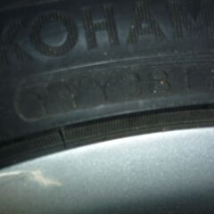 １９５　６５　Ｒ１６　アルミ付きスタッドレス　