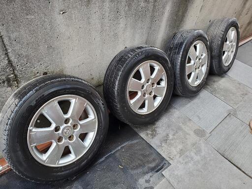 (代理出品)VOXY純正アルミホイール5穴　195/65R15